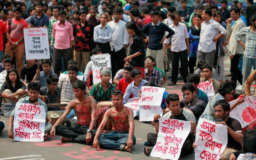 Bloggers in Bangladesh Are Being Attacked, Imprisoned or Executed